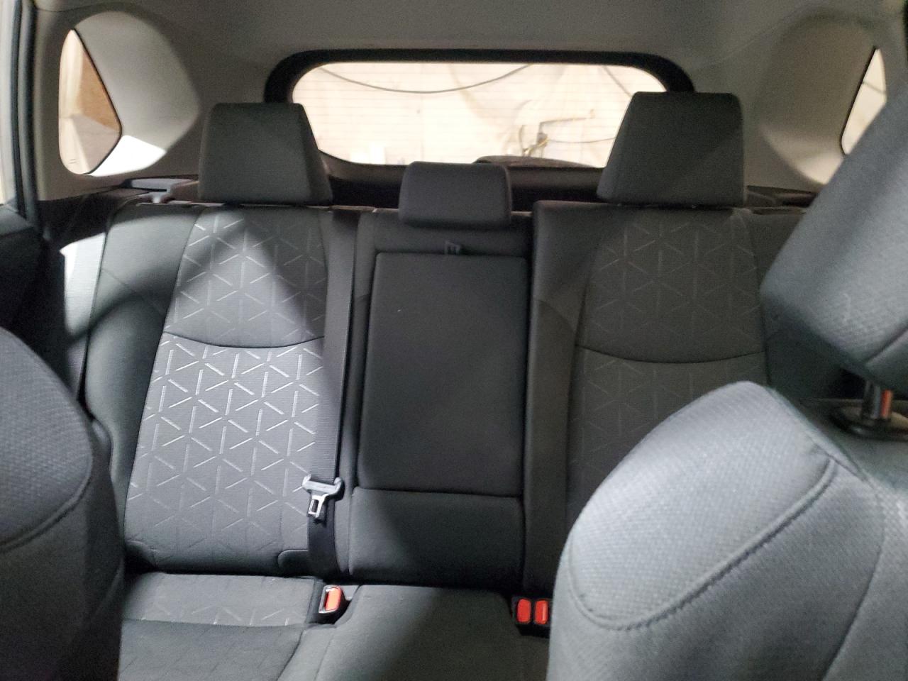 2024 Toyota RAV 4 - Image 10
