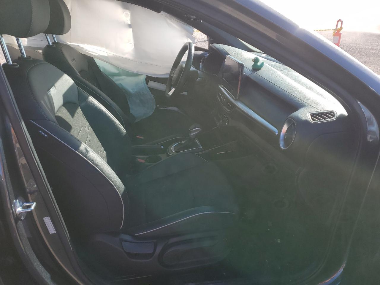 2023 Kia Forte - Image 7