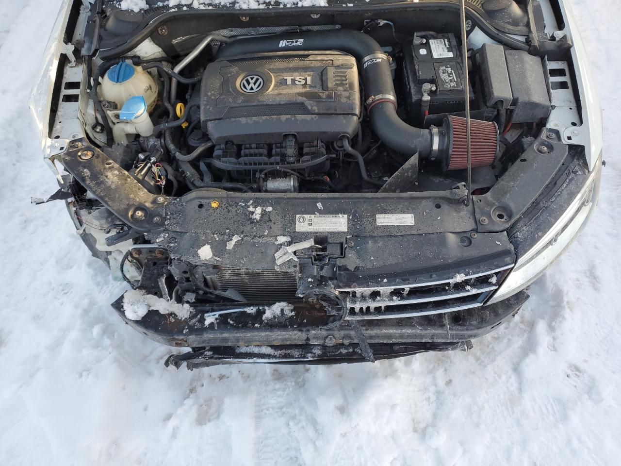 2015 Volkswagen Jetta - Image 12