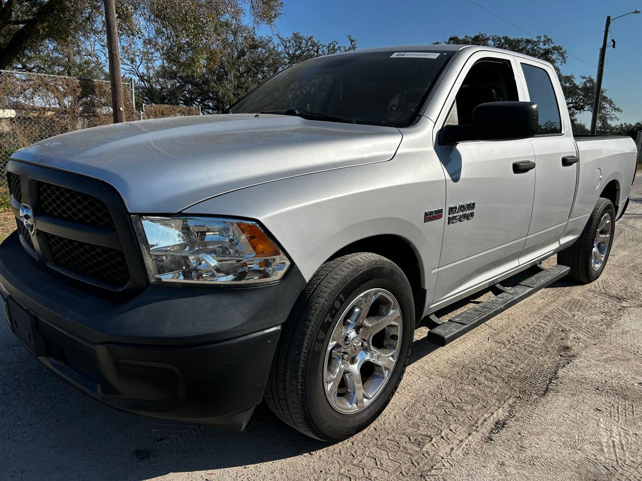 2014 RAM 1500 - Image 2
