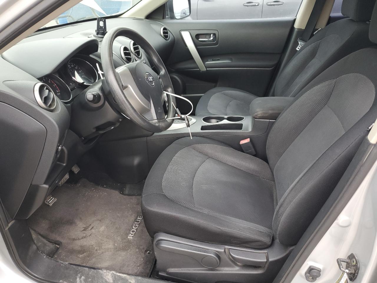 2011 Nissan Rogue - Image 7