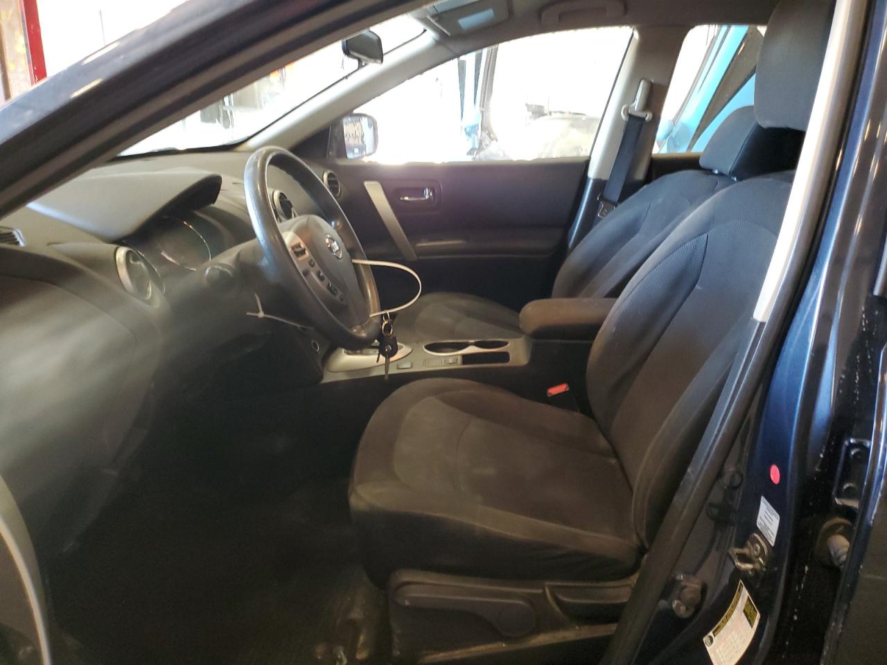 2015 Nissan Rogue - Image 7