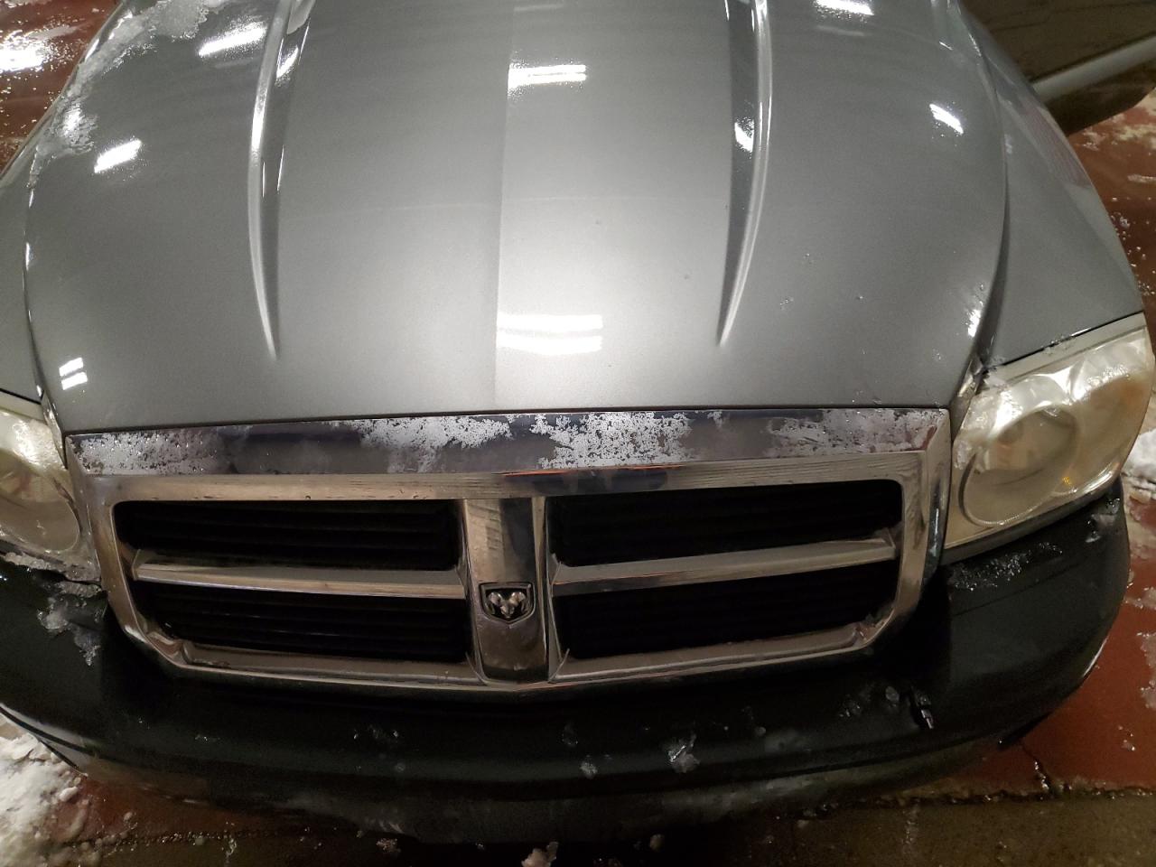 2006 Dodge Dakota - Image 11