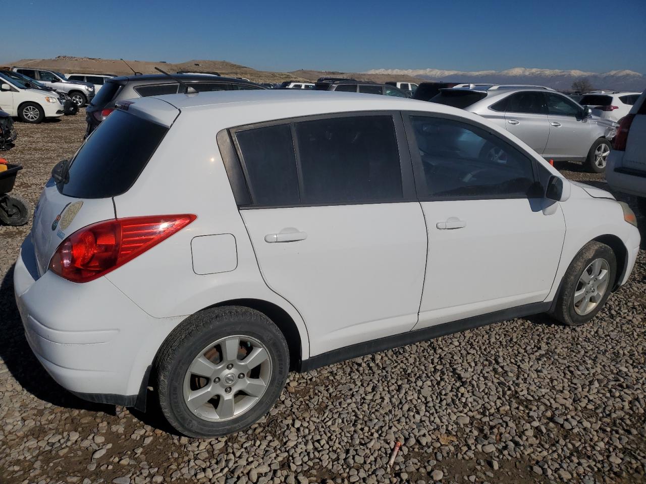 2009 Nissan Versa - Image 3