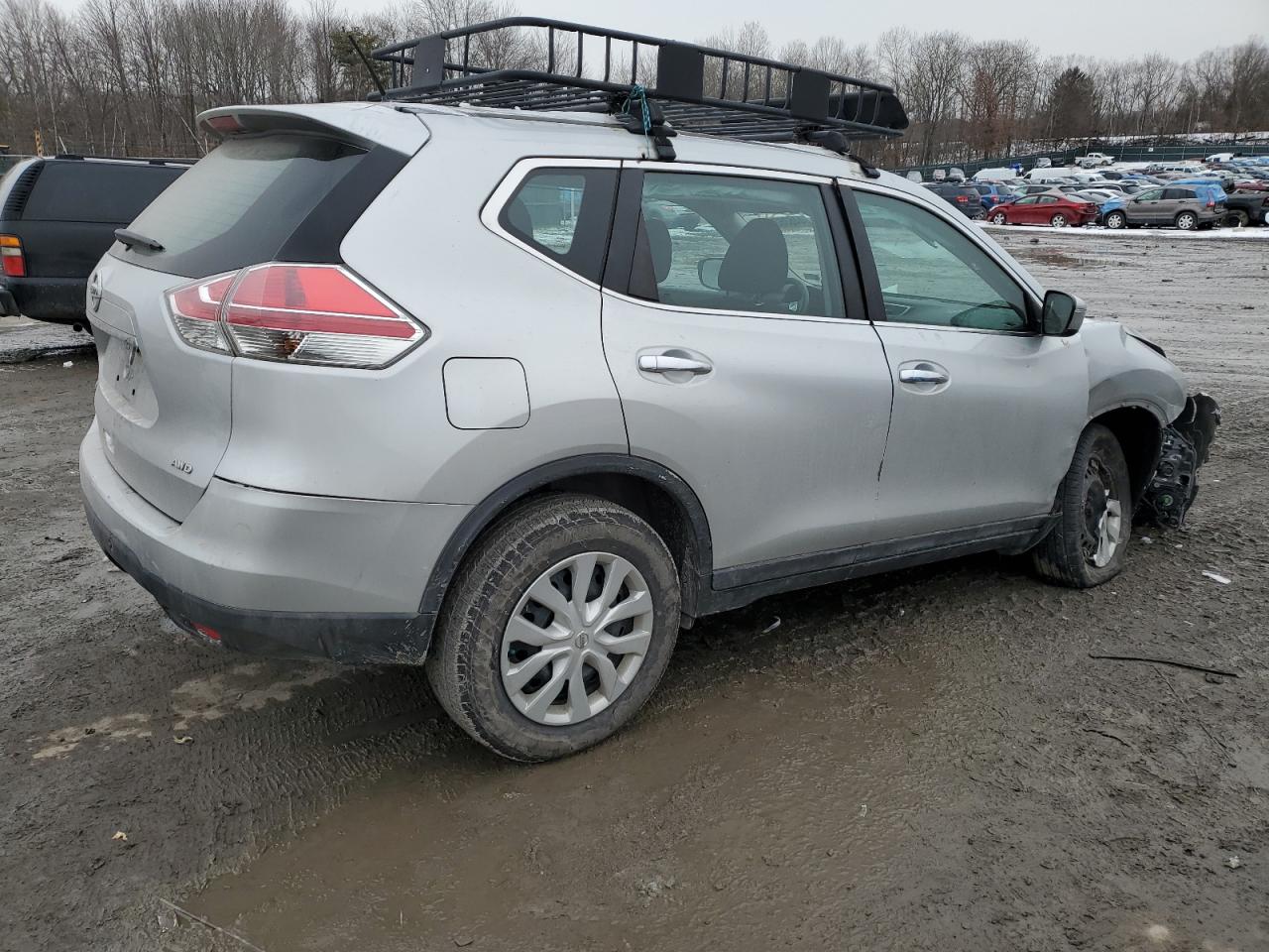 2015 Nissan Rogue - Image 3