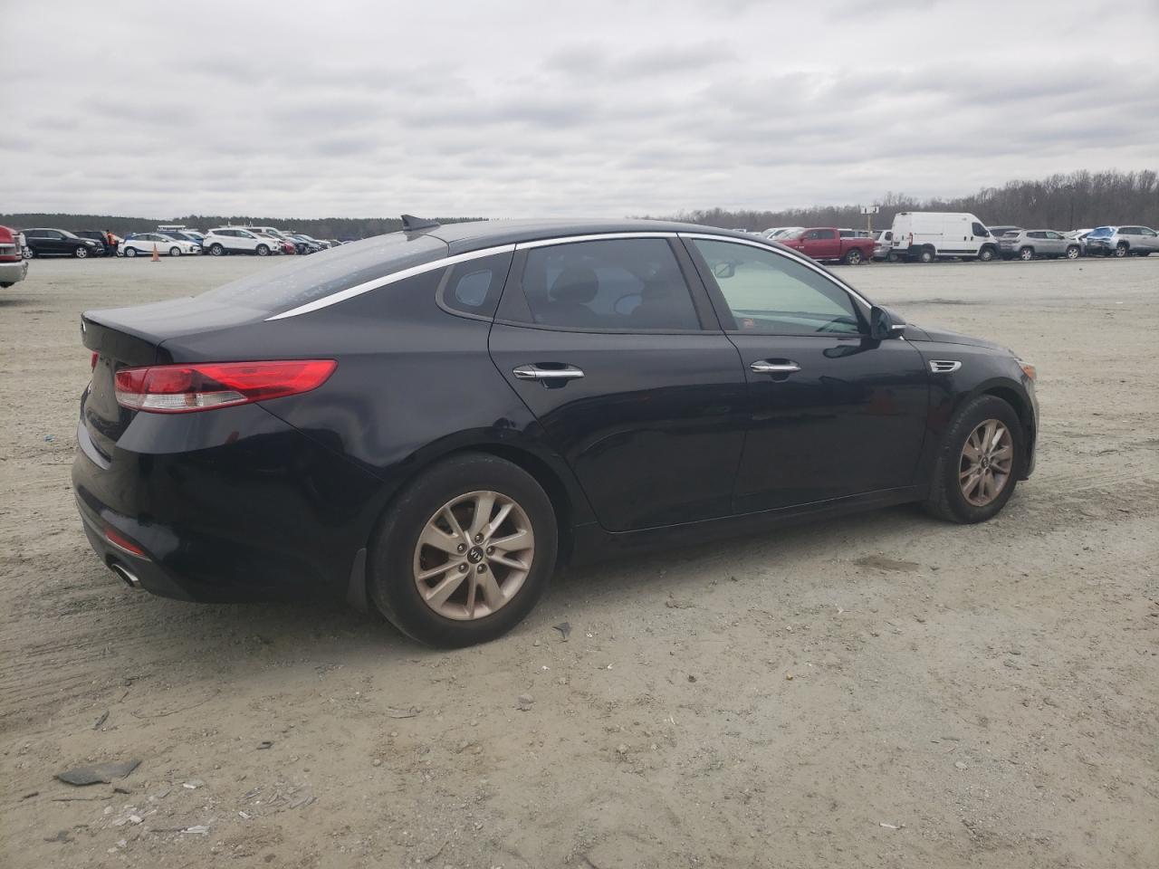 2016 Kia Optima - Image 3