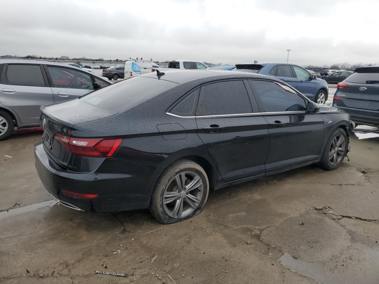 2020 Volkswagen Jetta - Image 3