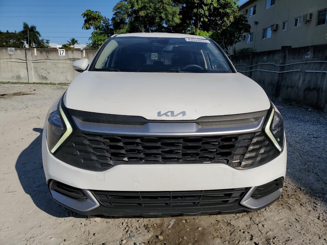 2023 Kia Sportage - Image 5