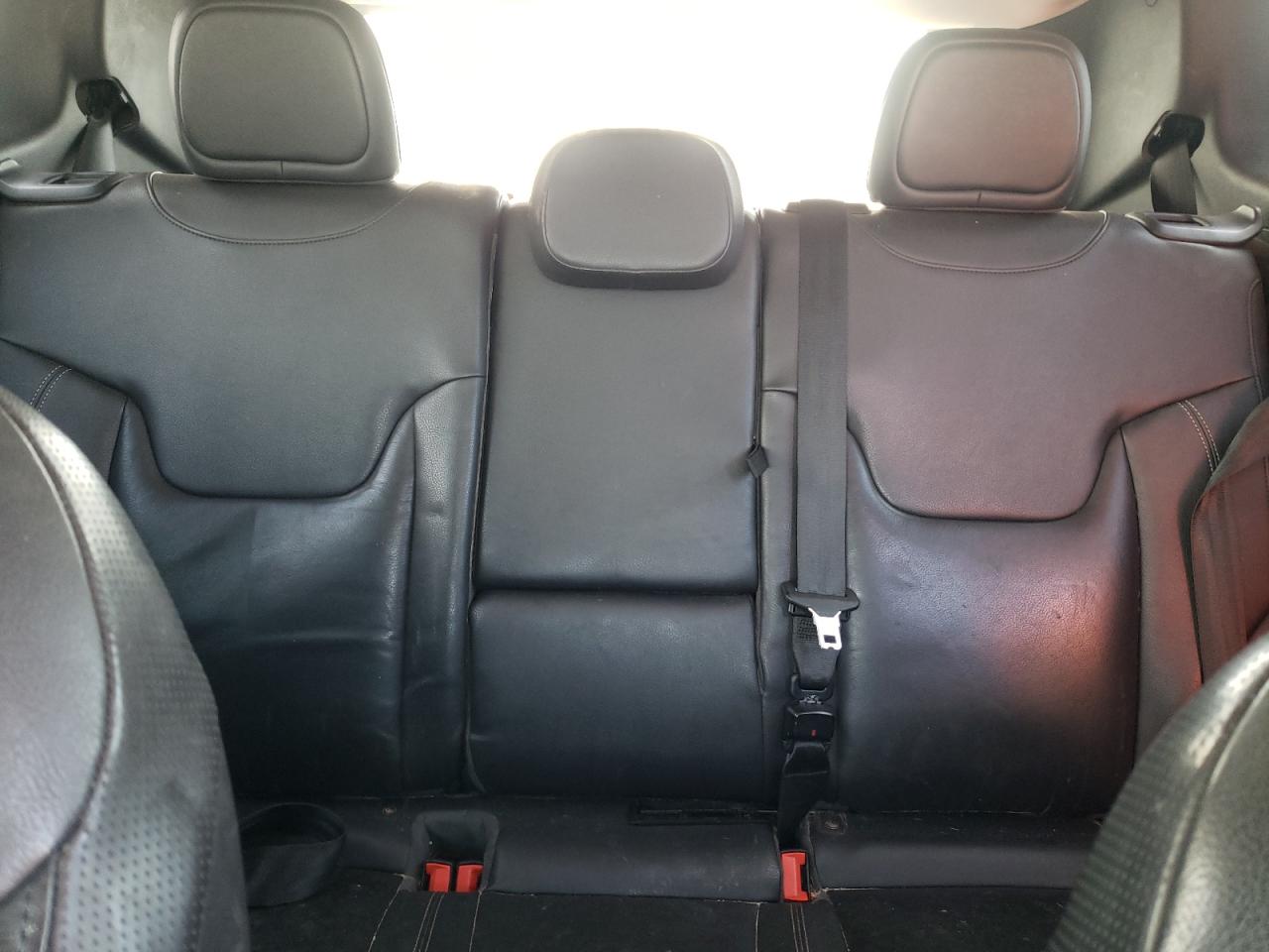 2016 Jeep Renegade - Image 10