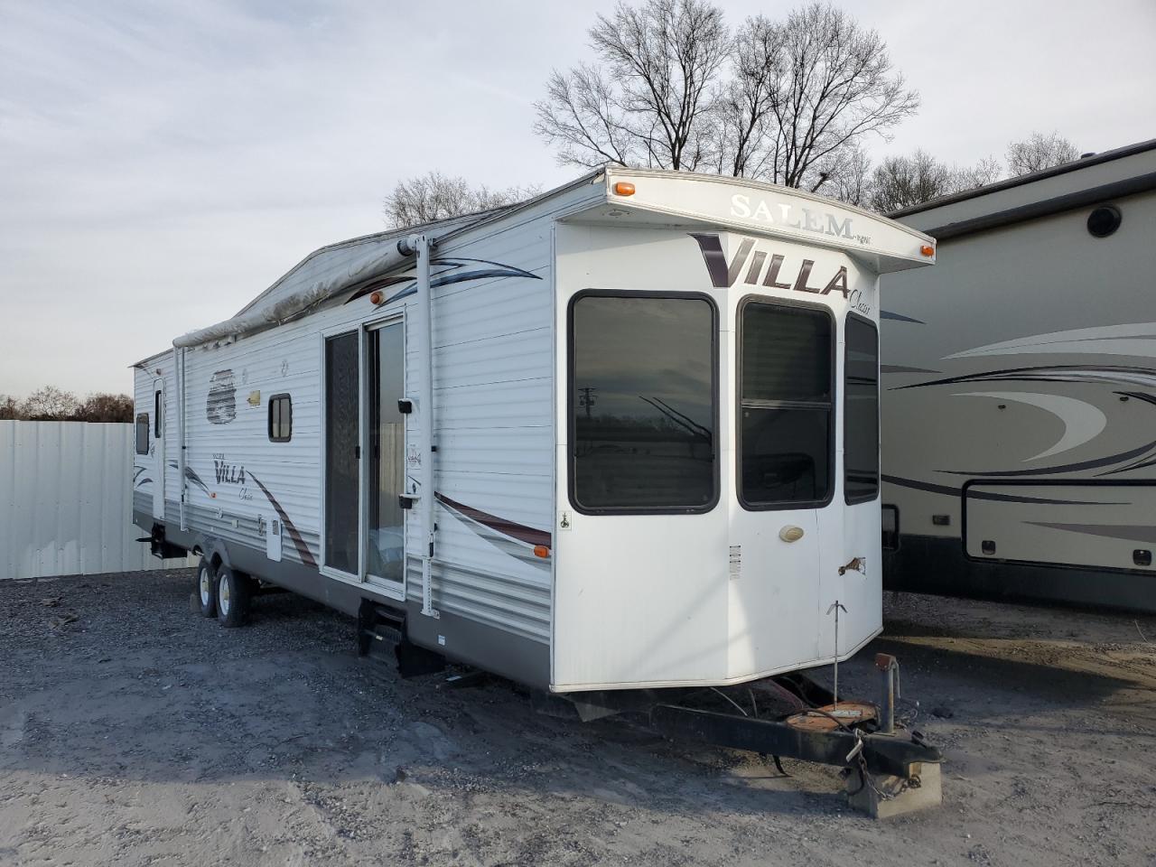 2014 Foresriver Salem Vill იყიდება Gastonia-ში, NC - Top/Roof