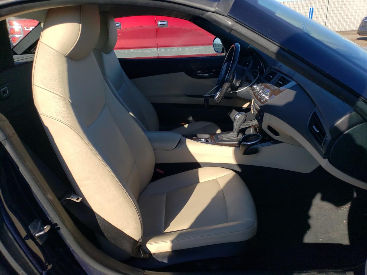 2011 BMW Z4 - Image 10
