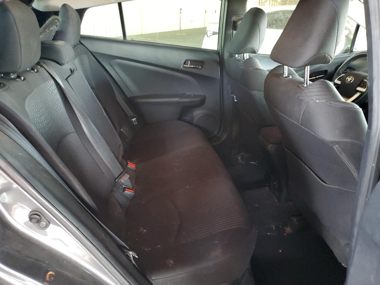 2017 Toyota Prius - Image 10