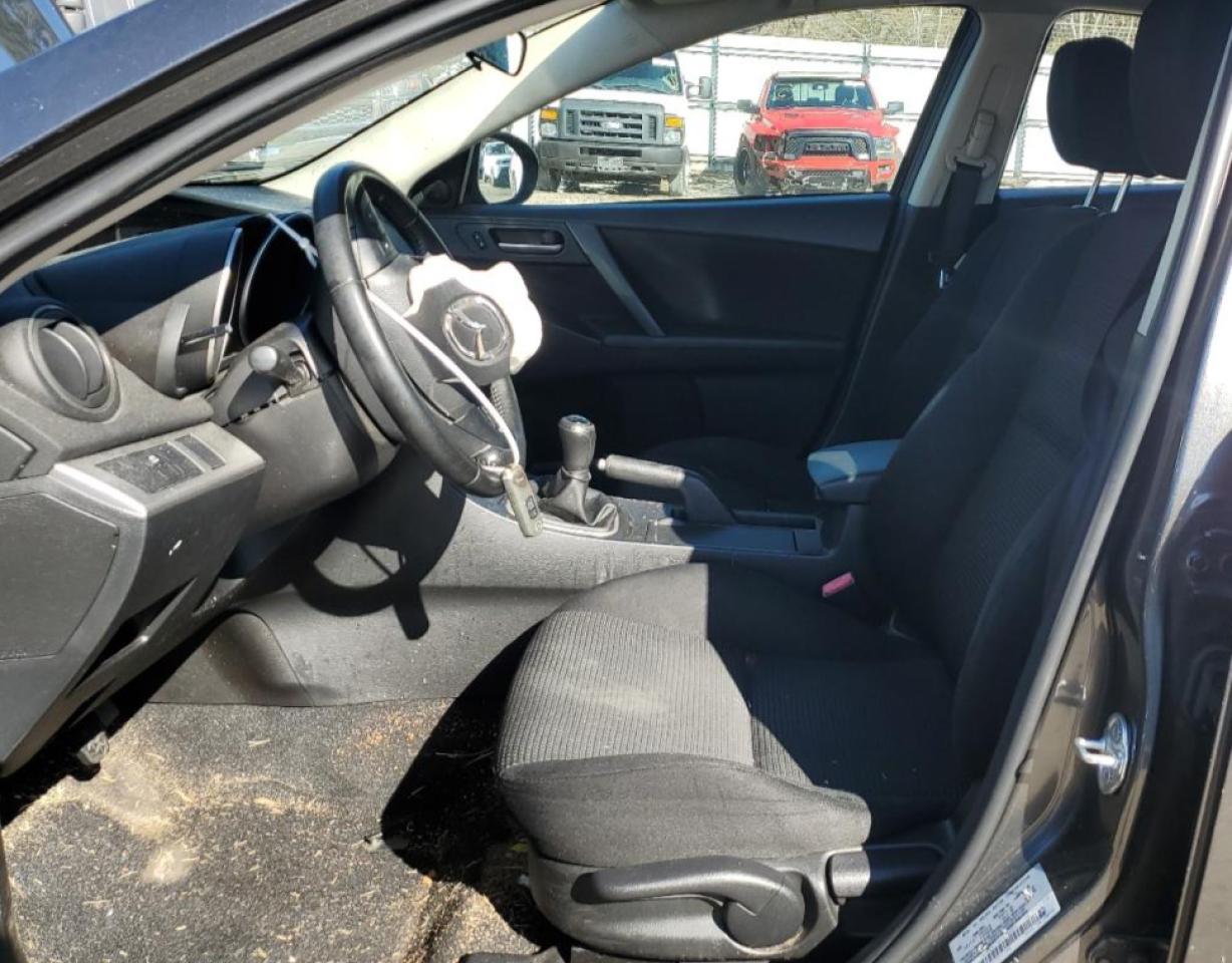 2013 Mazda 3 - Image 7