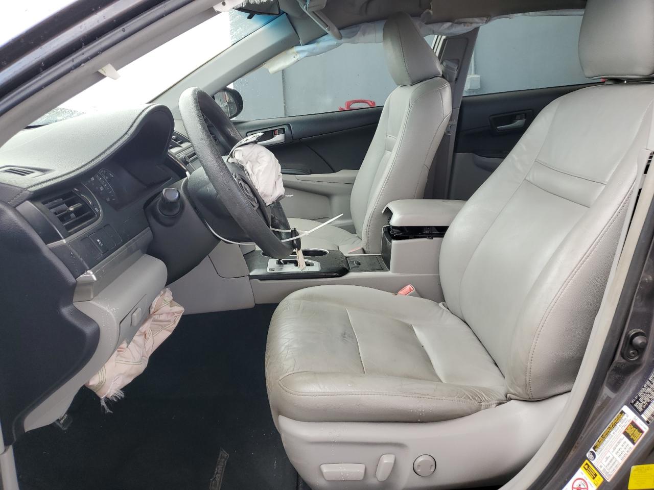 2014 Toyota Camry - Image 7