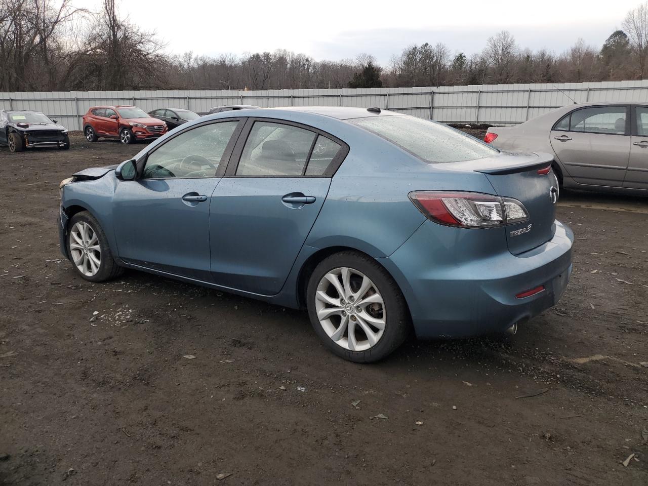 2011 Mazda 3 - Image 2