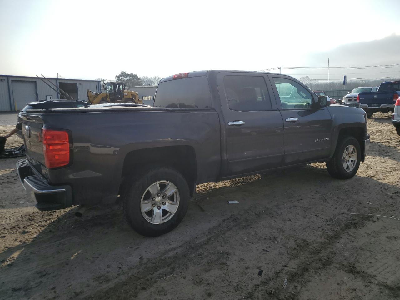 2015 Chevrolet Silverado - Image 3