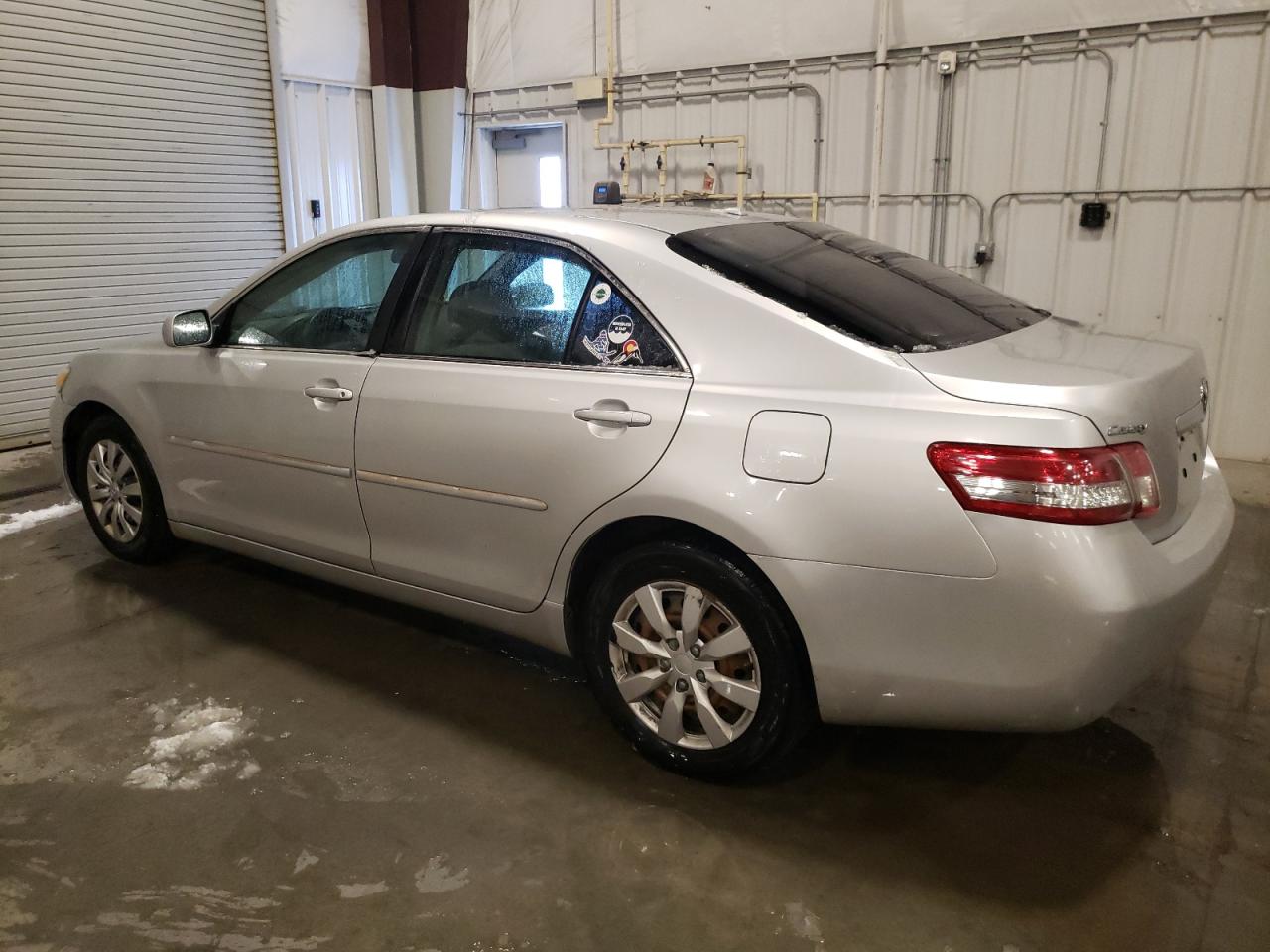 2011 Toyota Camry - Image 2