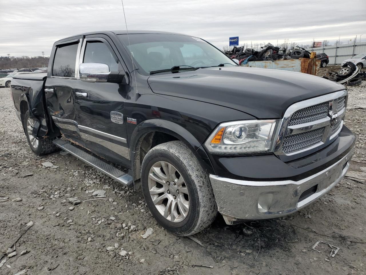 2014 RAM 1500 - Image 4