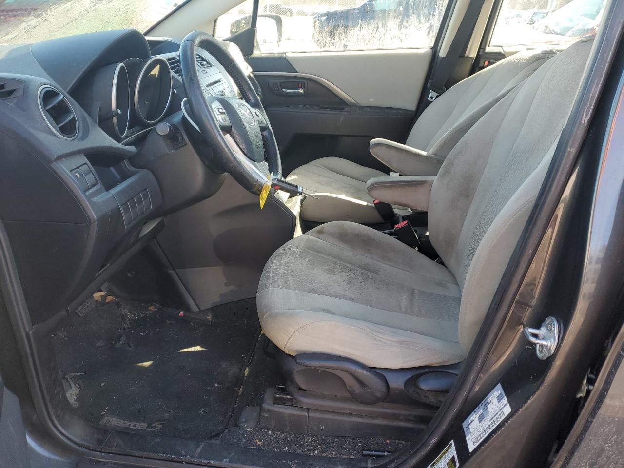 2012 Mazda 5 - Image 7