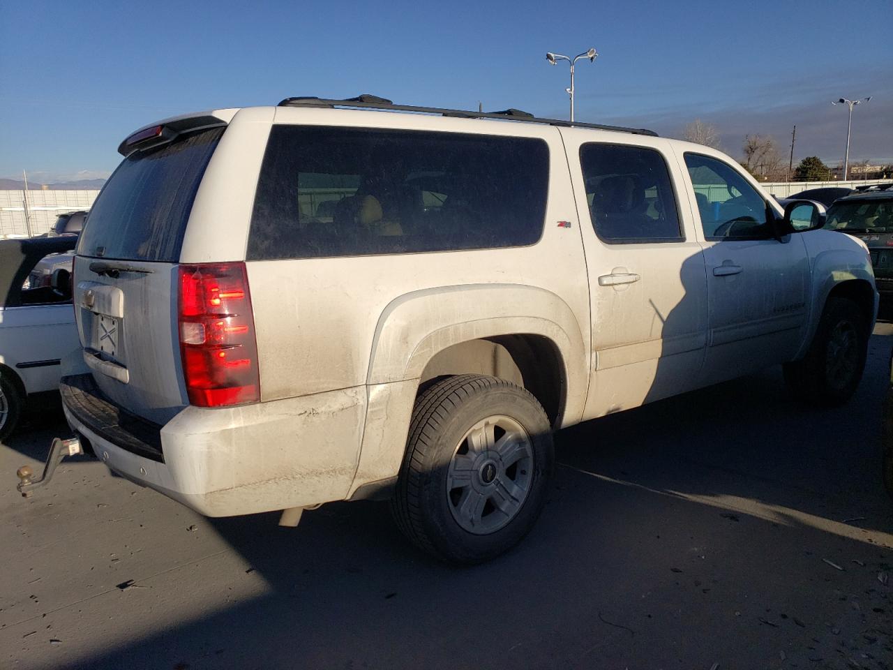 2013 Chevrolet Suburban - Image 3
