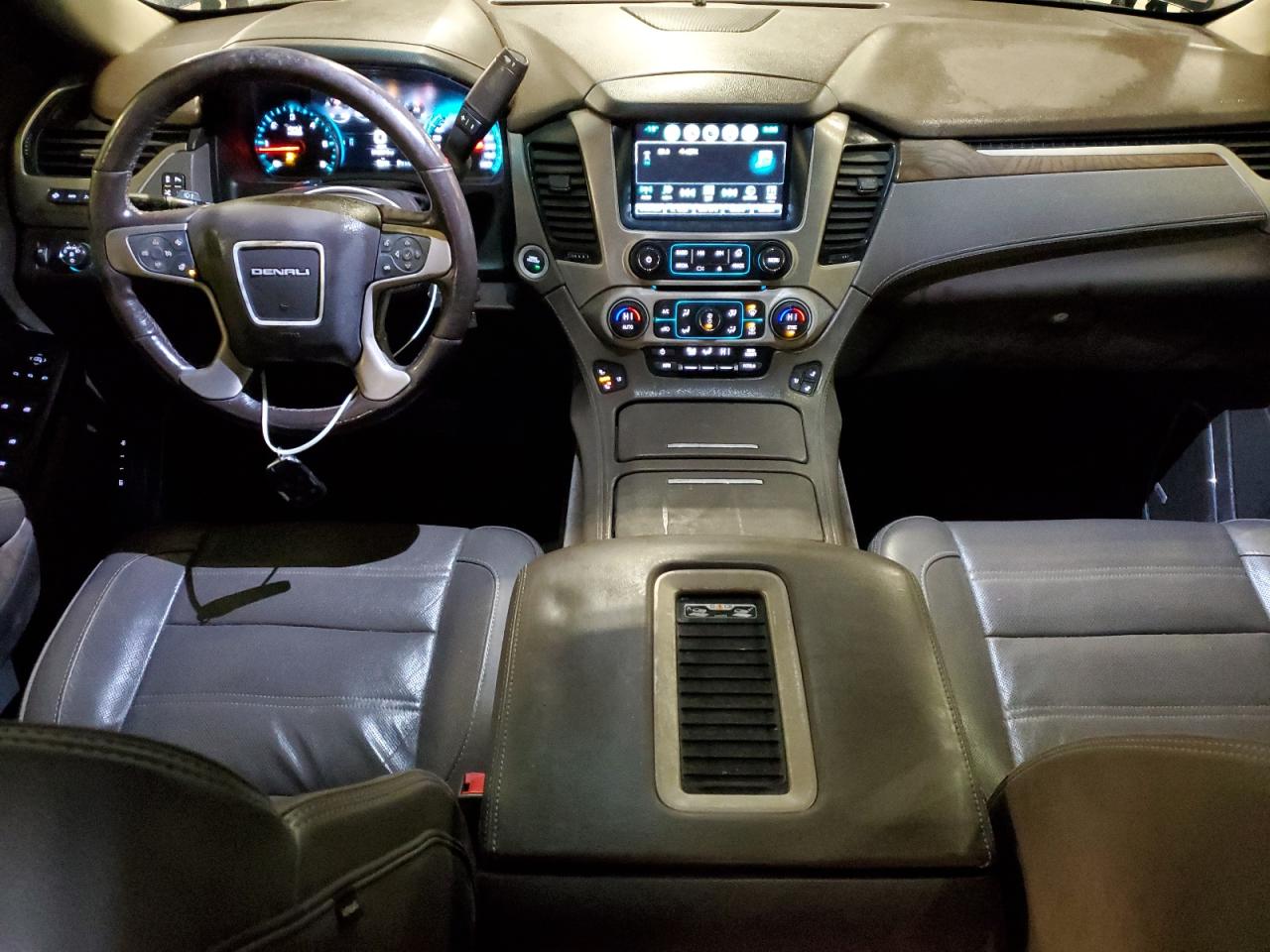 2018 GMC Yukon - Image 8