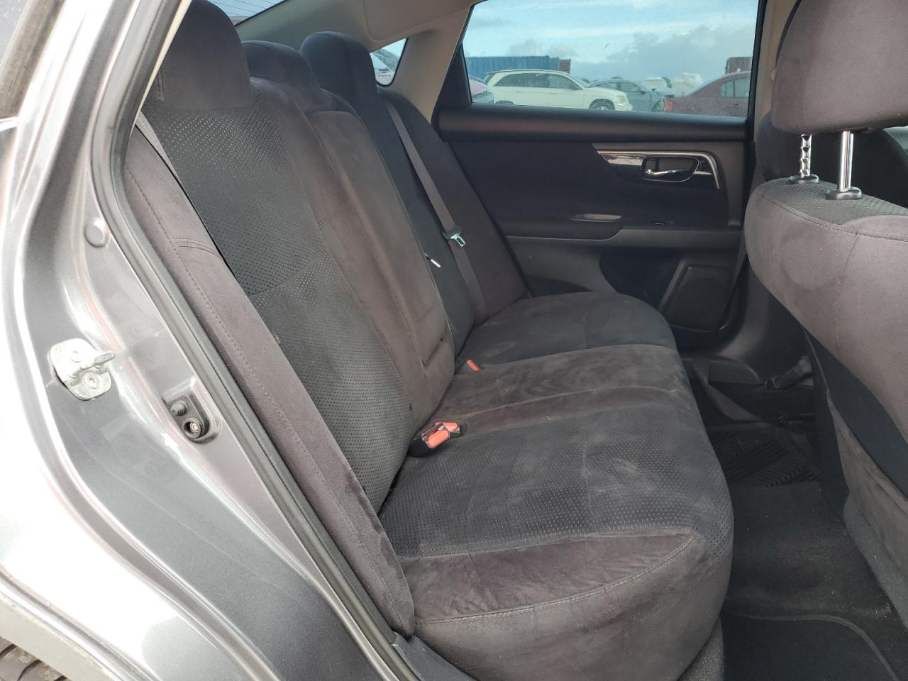 2014 Nissan Altima - Image 10