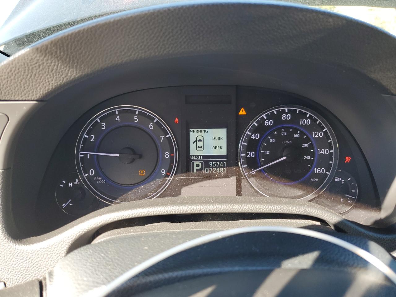 2012 Infiniti G - Image 9