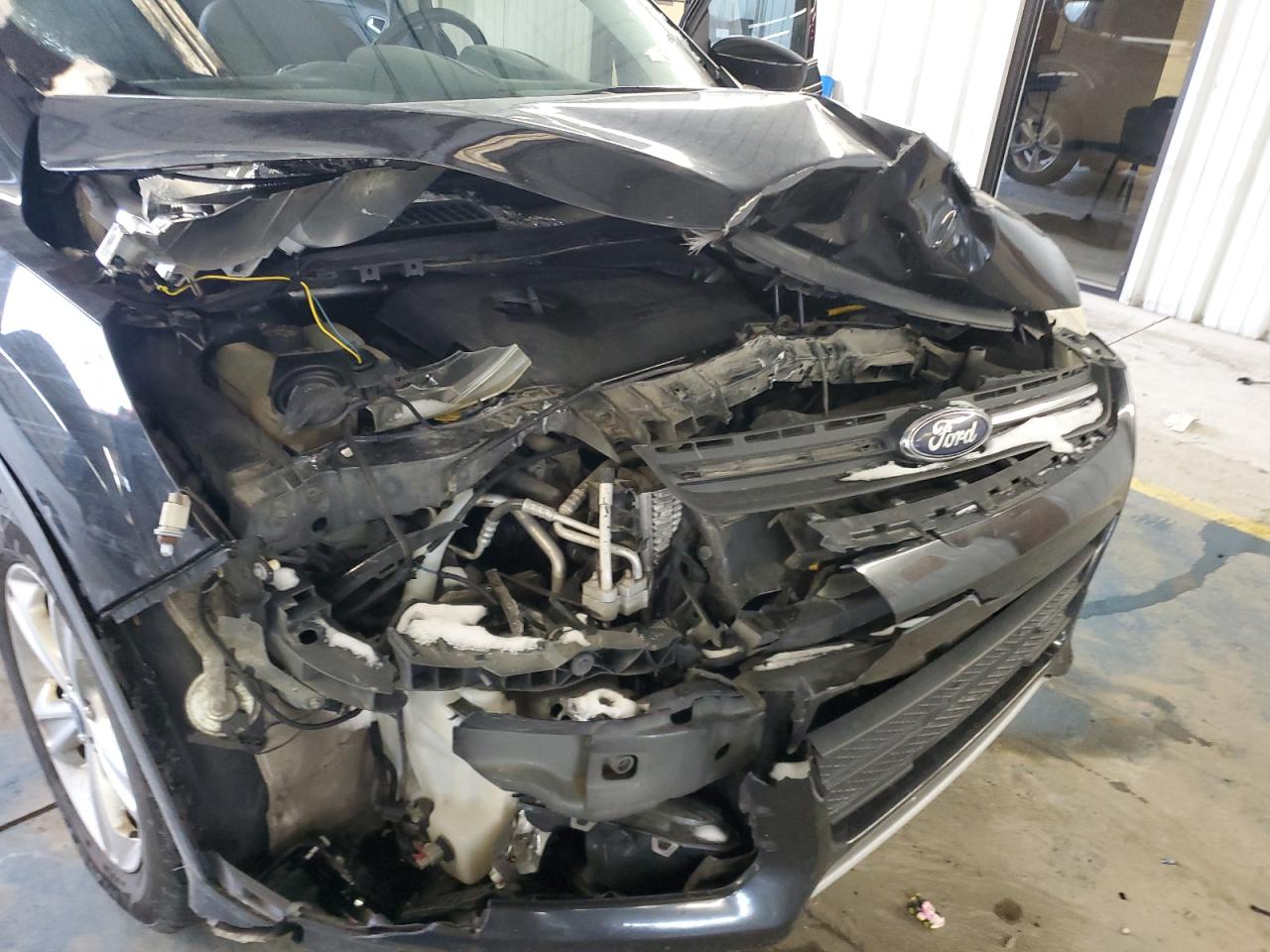 2015 Ford Escape - Image 13