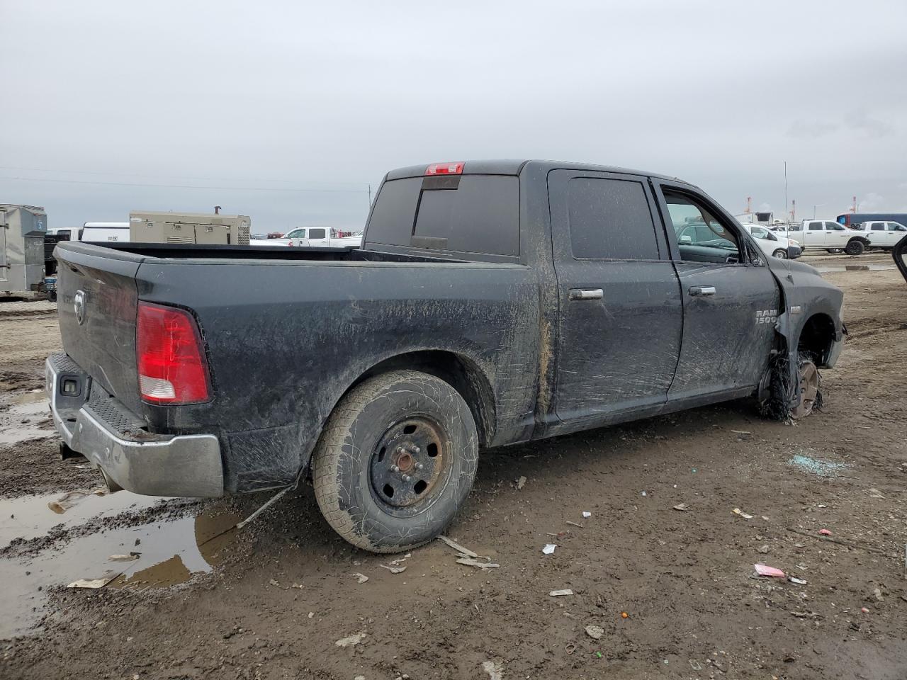 2018 RAM 1500 - Image 3