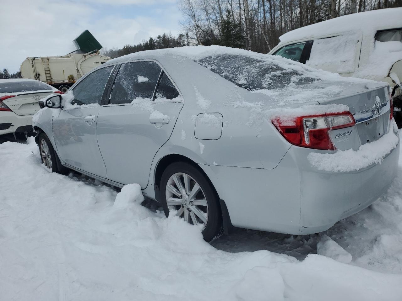 2012 Toyota Camry - Image 2