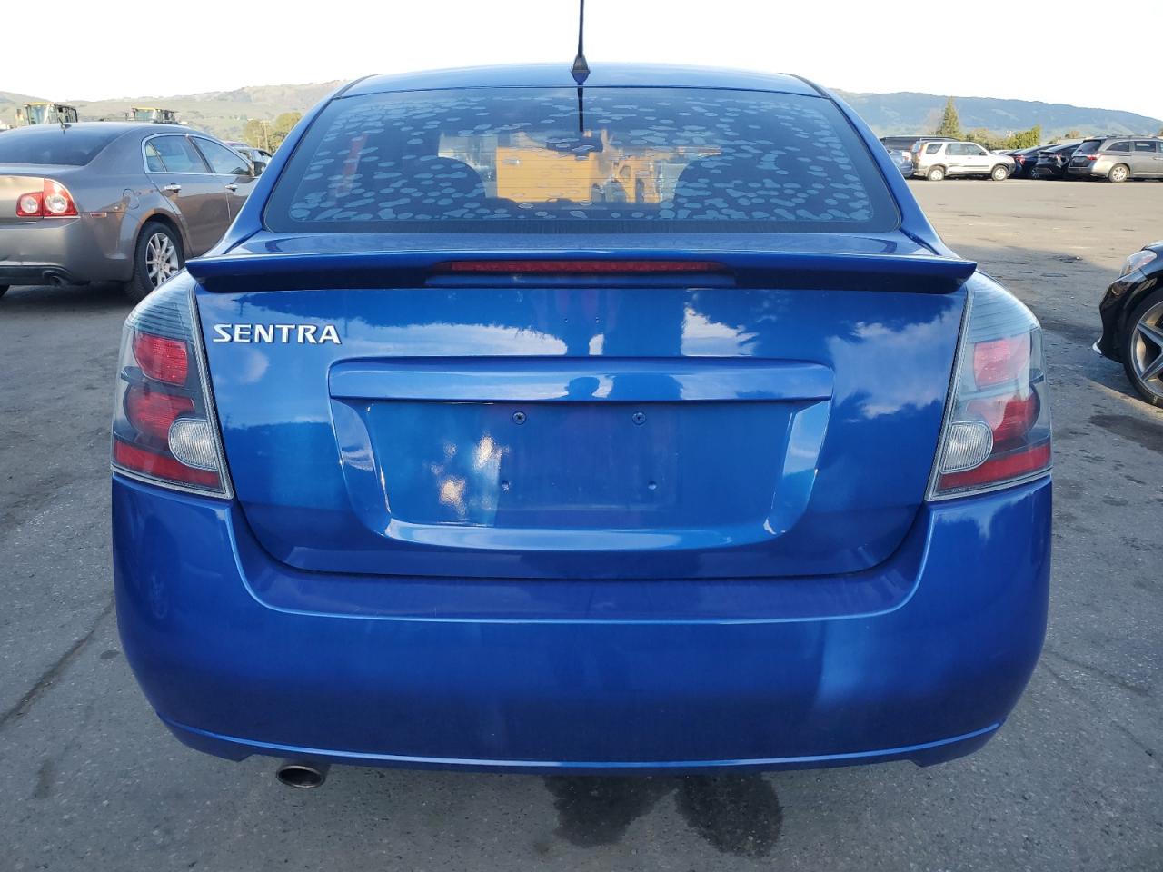 2010 Nissan Sentra - Image 6
