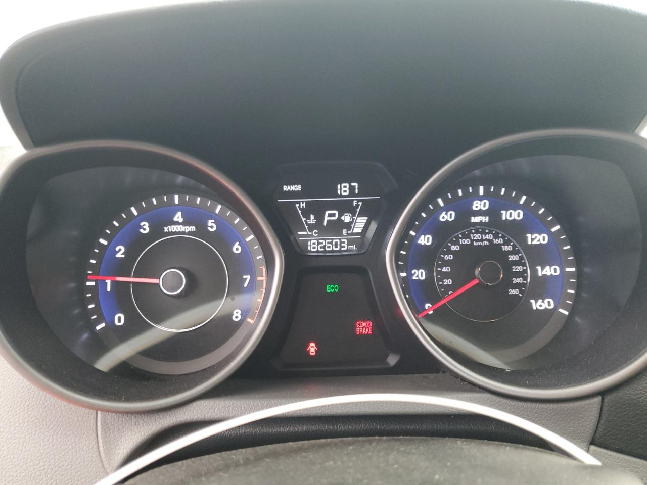 2015 Hyundai Elantra - Image 9