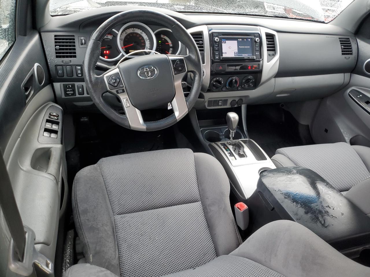 2015 Toyota Tacoma - Image 8
