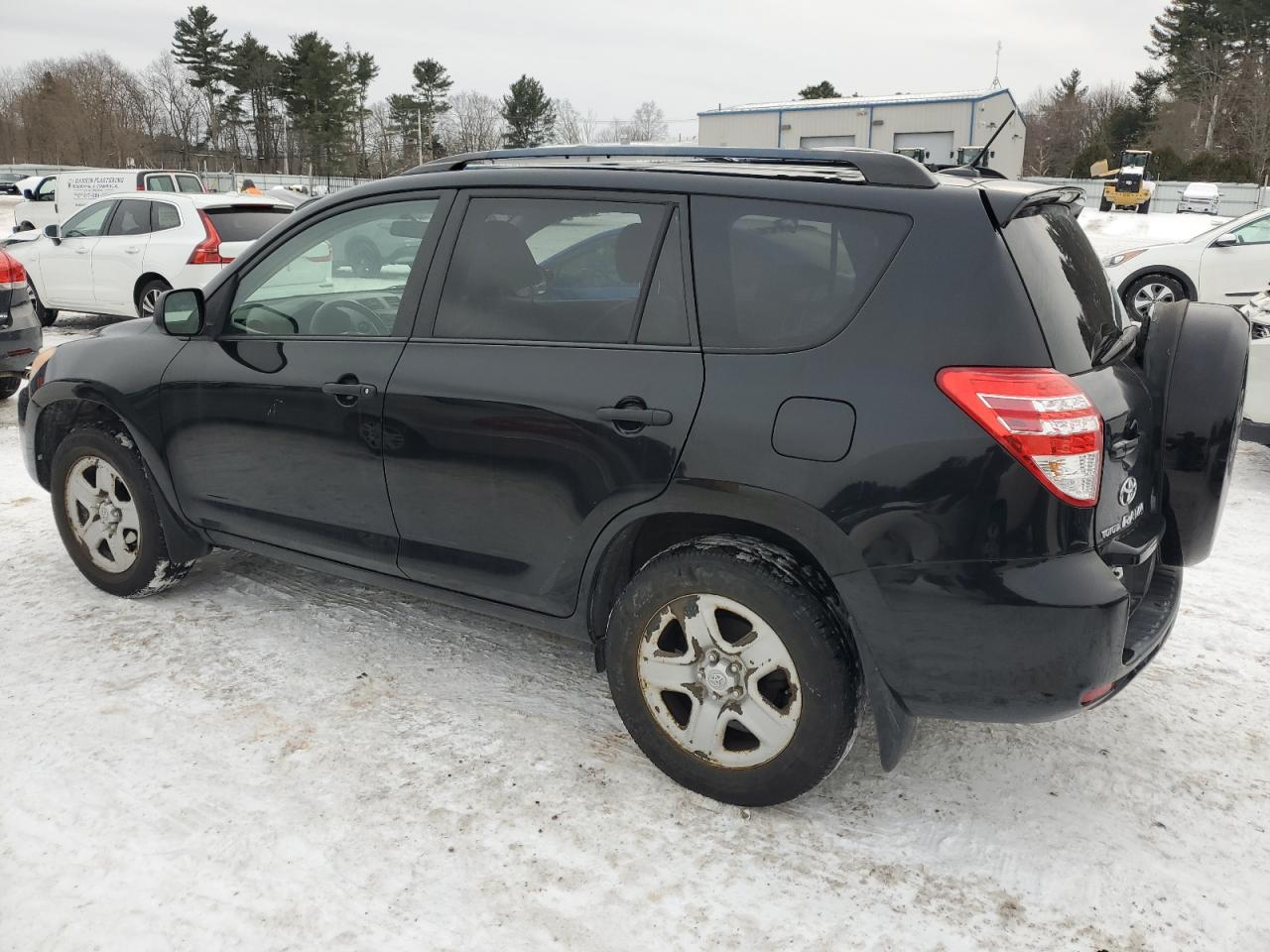 2010 Toyota RAV 4 - Image 2