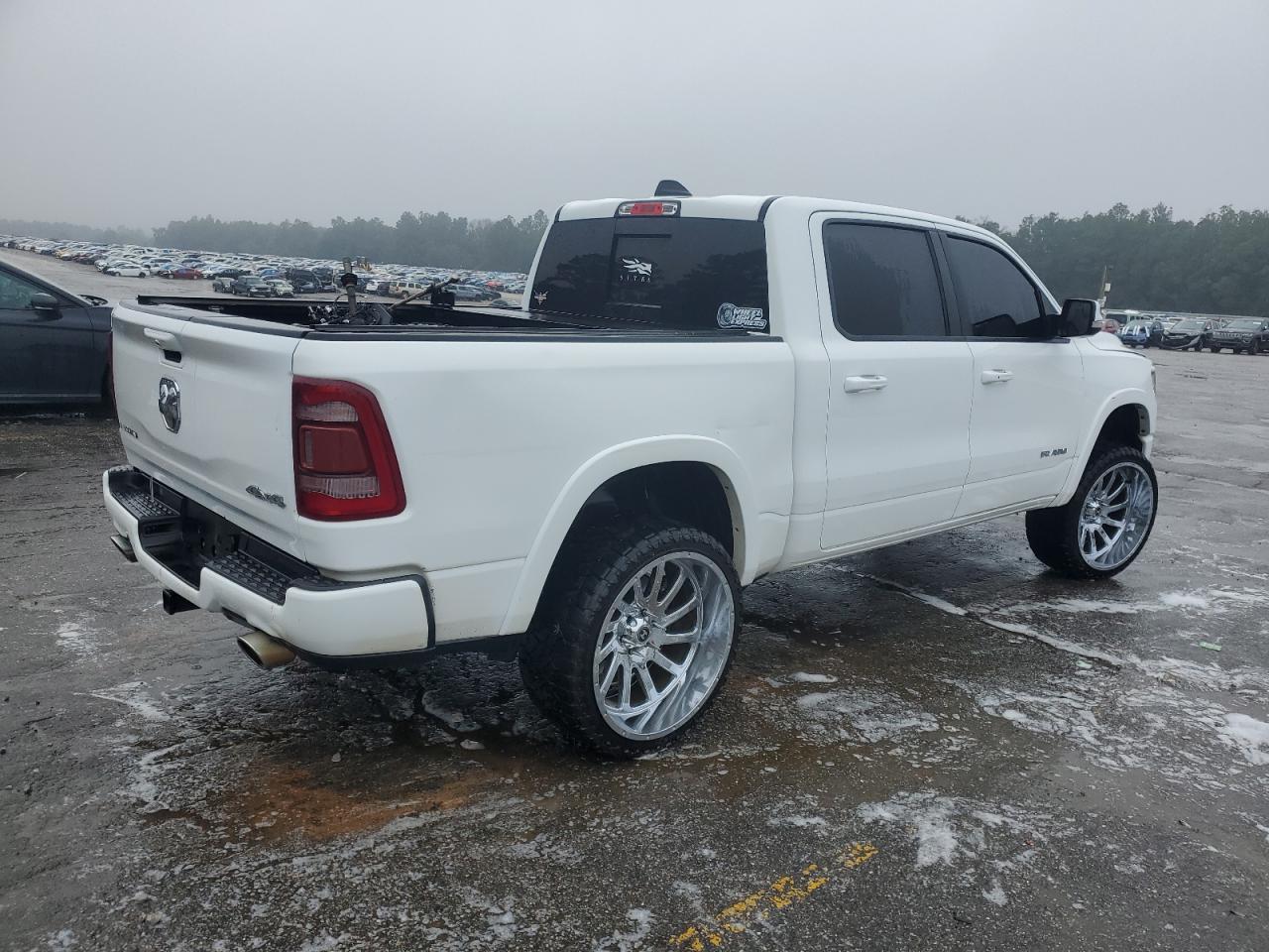 2020 RAM 1500 - Image 3