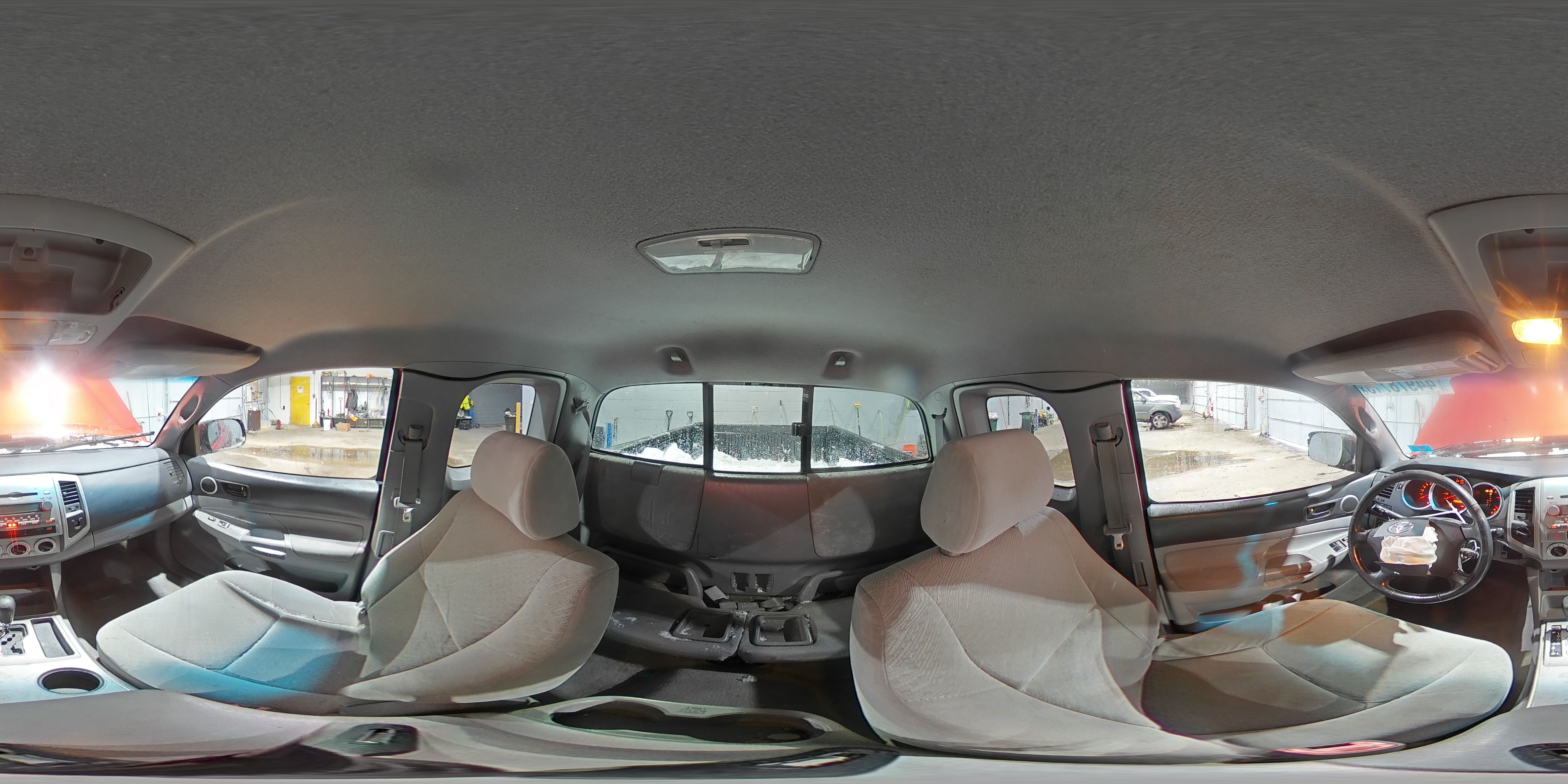 2006 Toyota Tacoma - Image 13