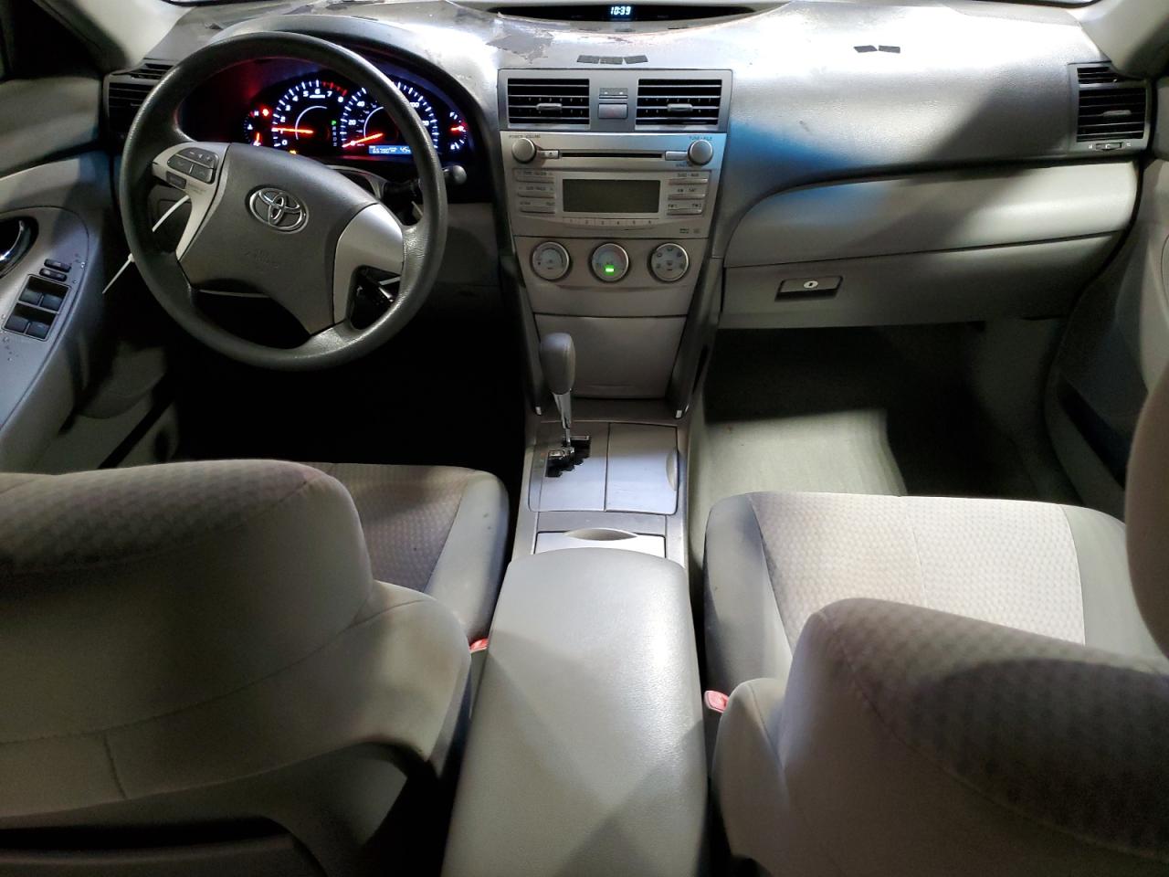 2010 Toyota Camry - Image 8