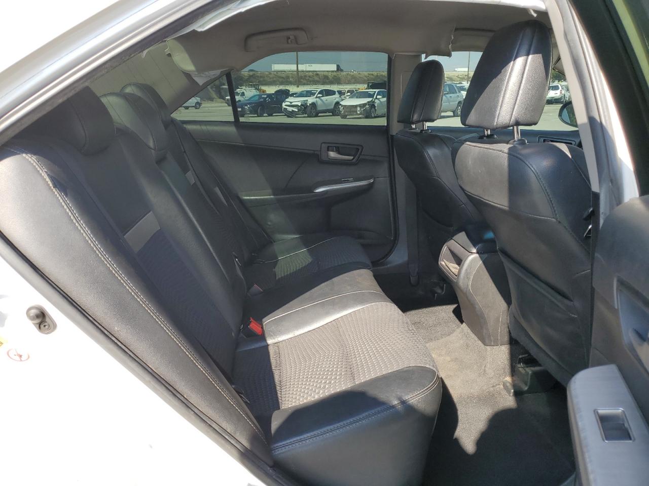 2014 Toyota Camry - Image 10
