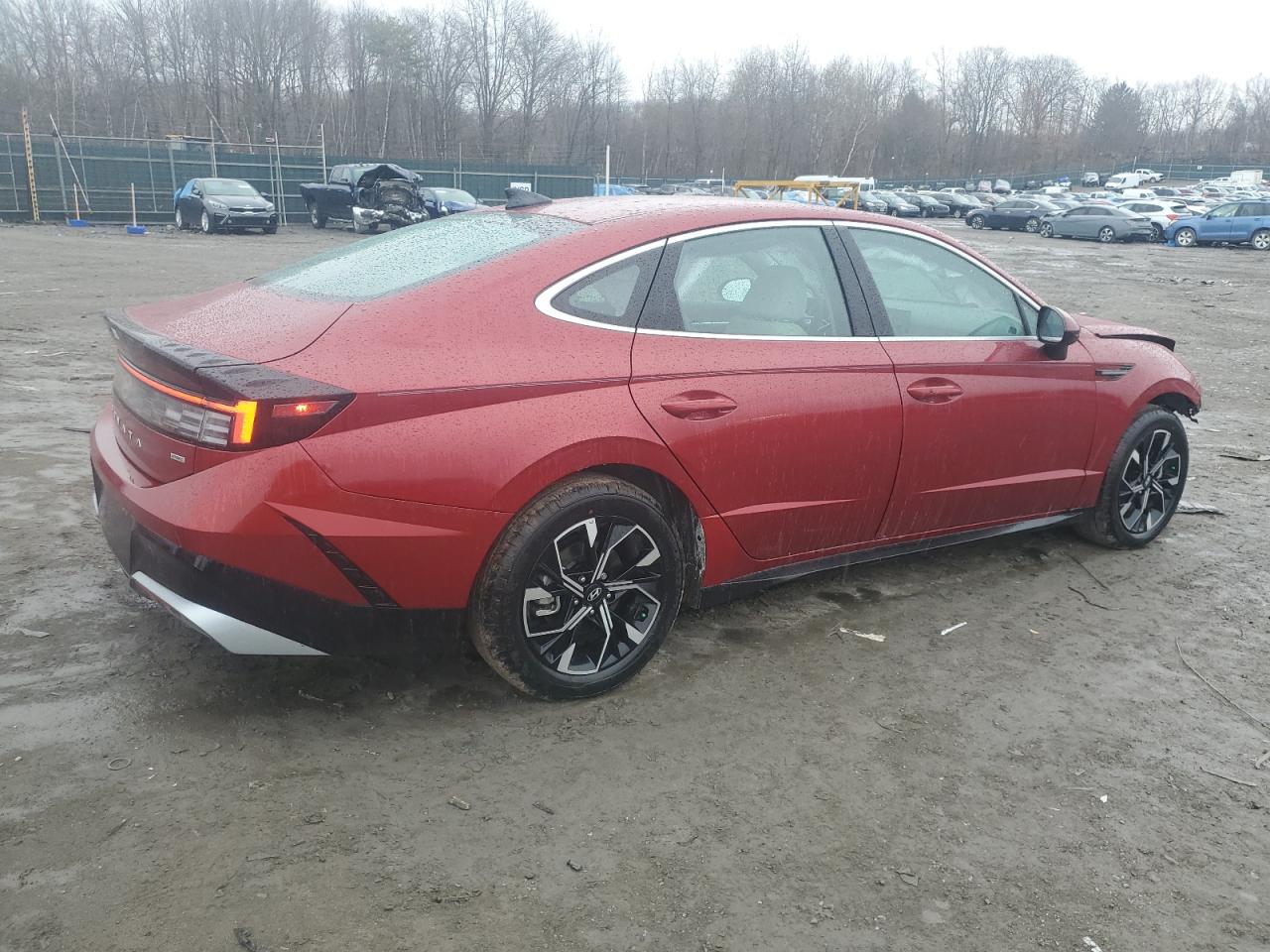 2024 Hyundai Sonata - Image 3