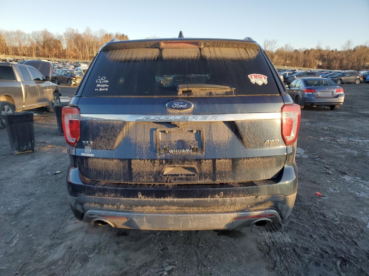 2017 Ford Explorer - Image 6