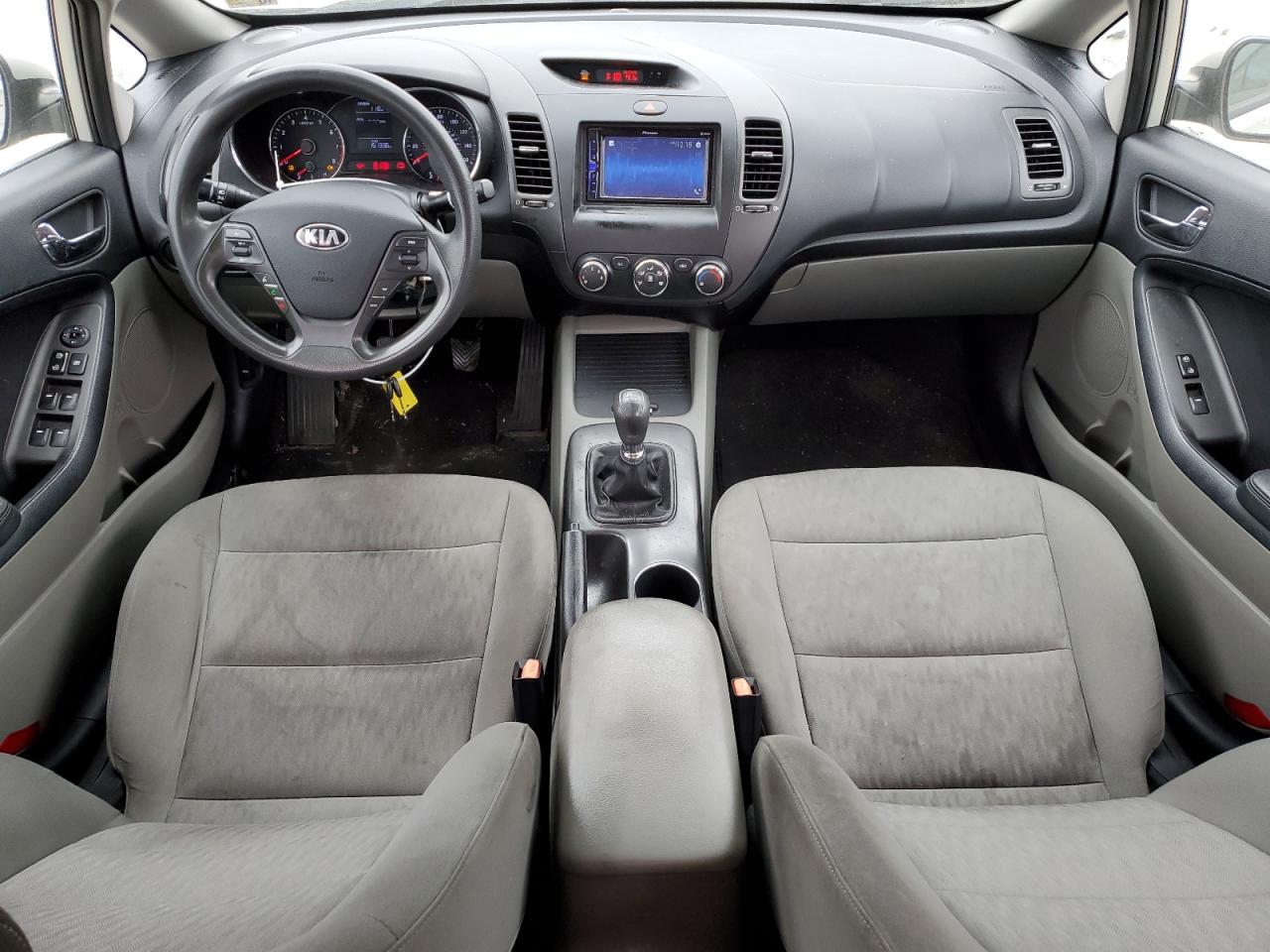 2015 Kia Forte - Image 8