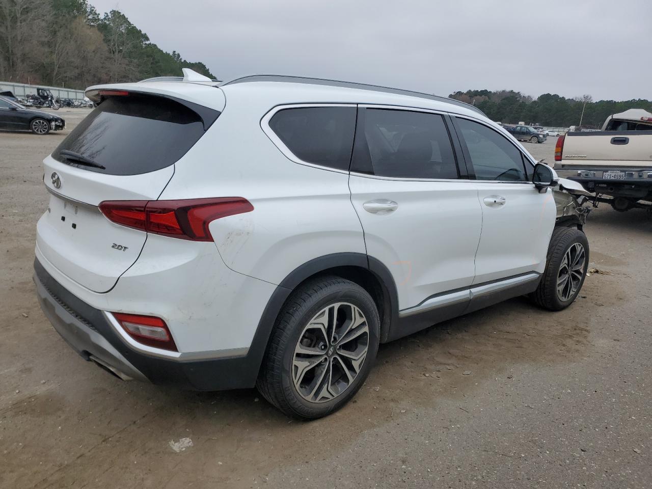 2019 Hyundai Santa Fe - Image 3
