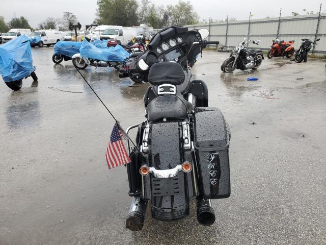  HARLEY-DAVIDSON FL 2016 Черный