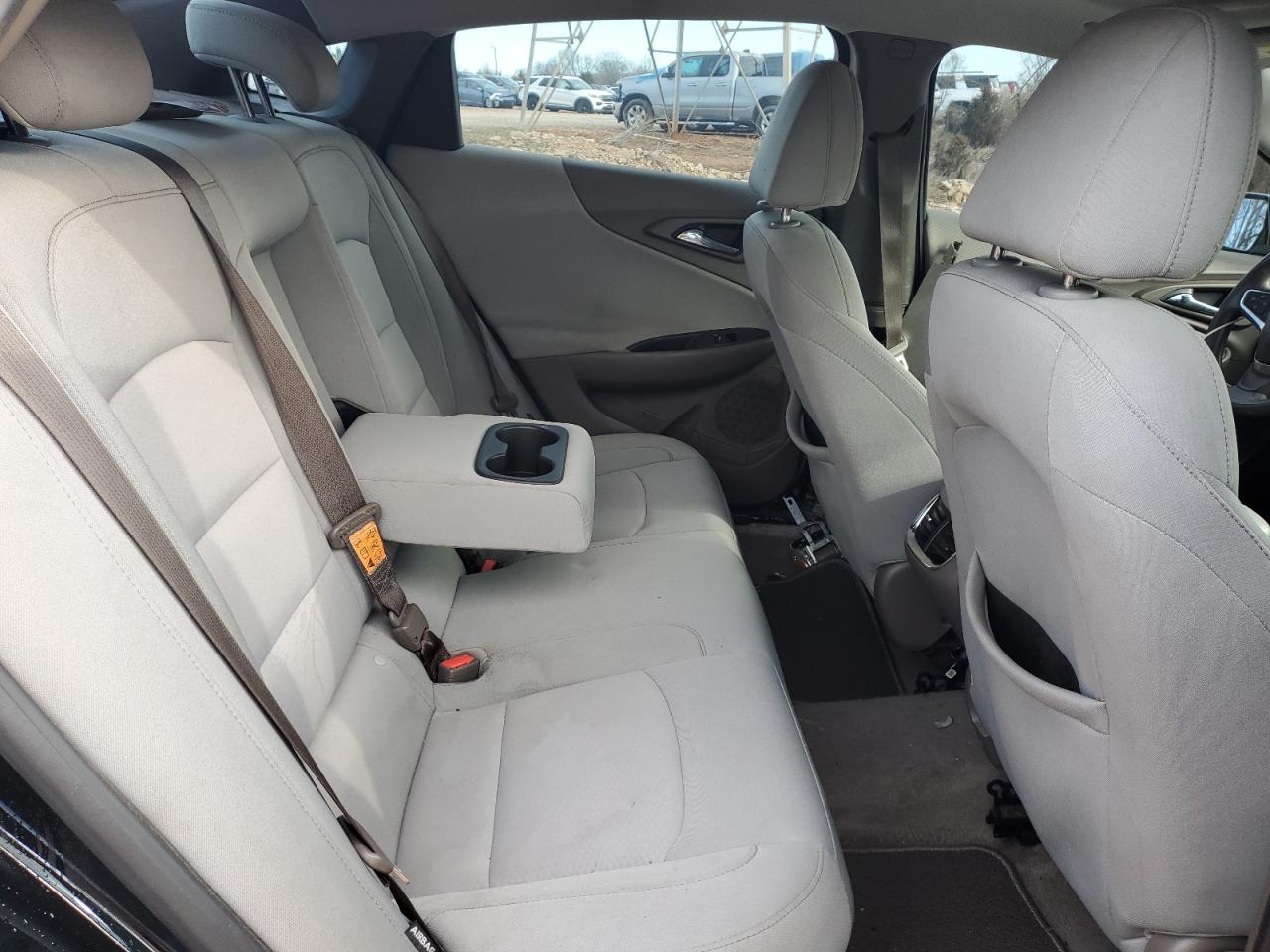 2019 Chevrolet Malibu - Image 10