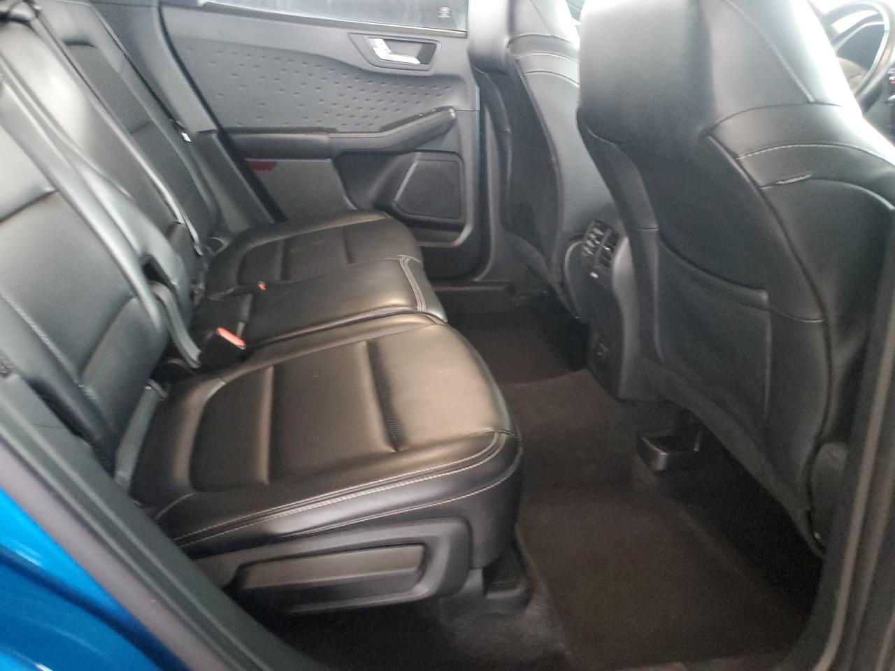 2020 Ford Escape - Image 10