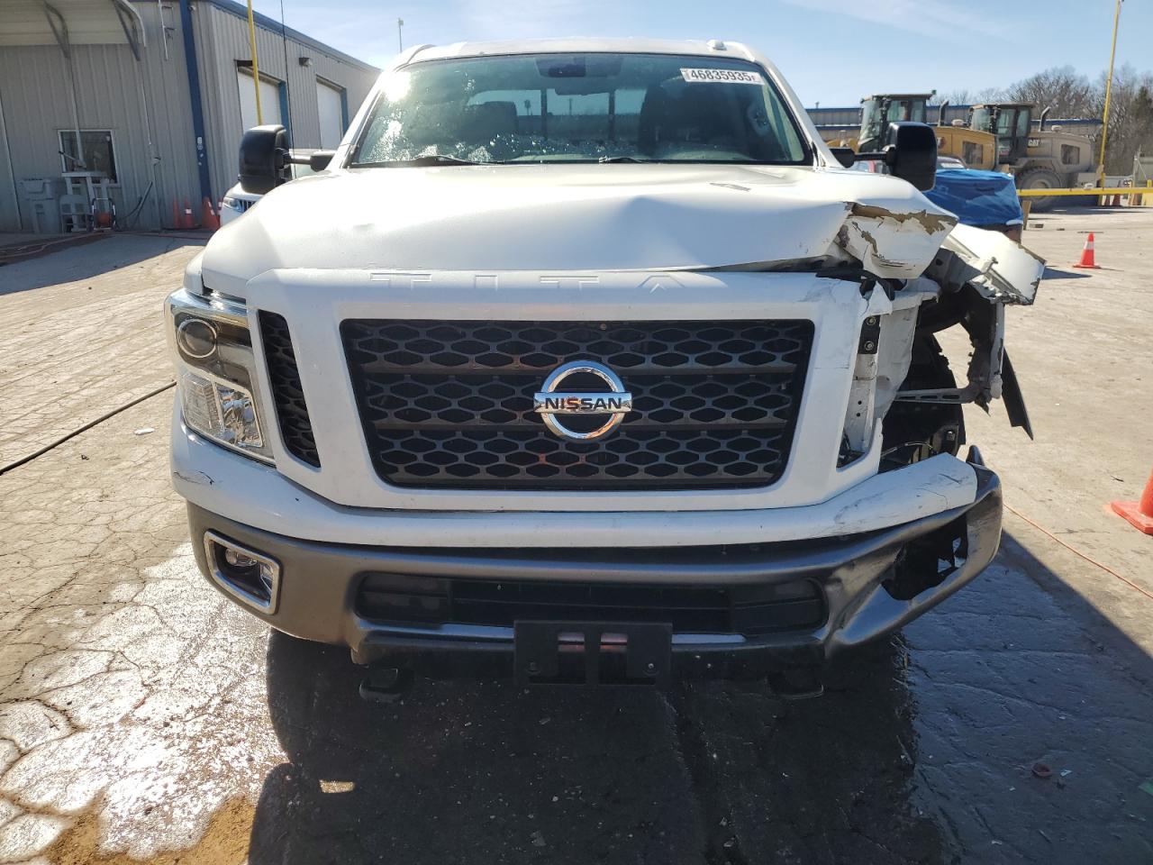 2018 Nissan Titan - Image 5