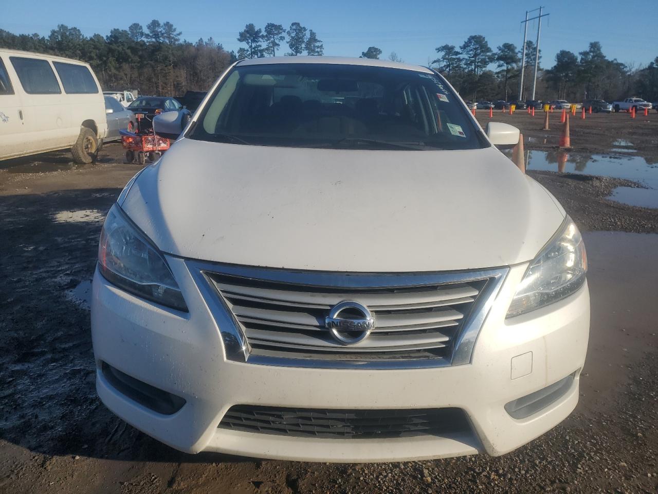2013 Nissan Sentra - Image 5