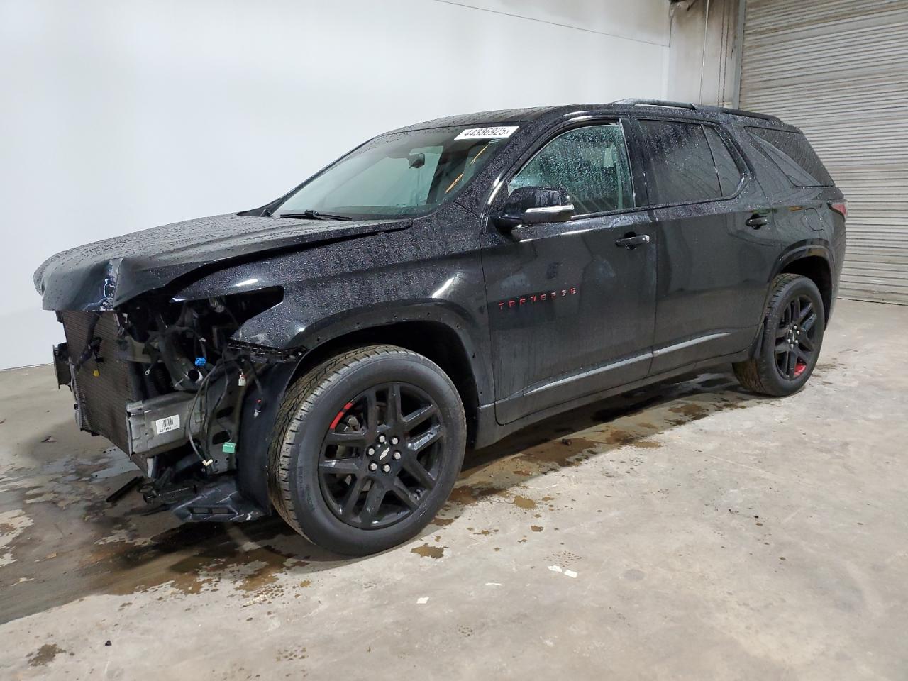 2019 Chevrolet Traverse Premier for Sale in Austell, GA - Front End