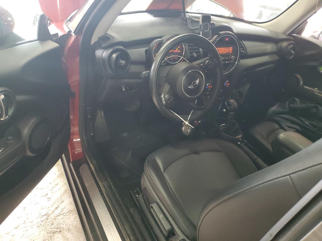 2015 MINI Cooper - Image 8