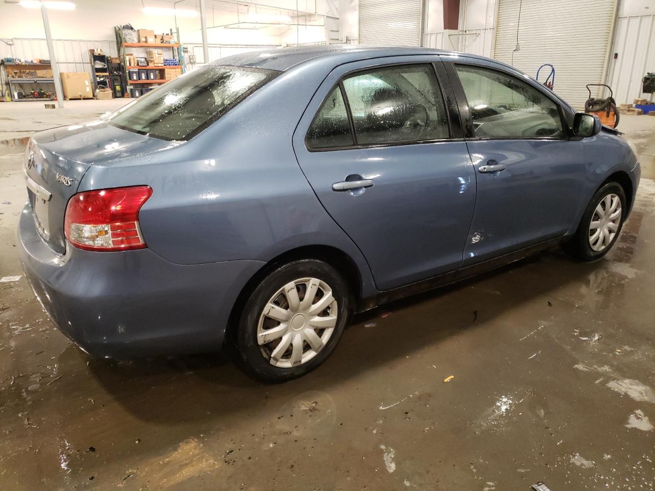2012 Toyota Yaris - Image 3